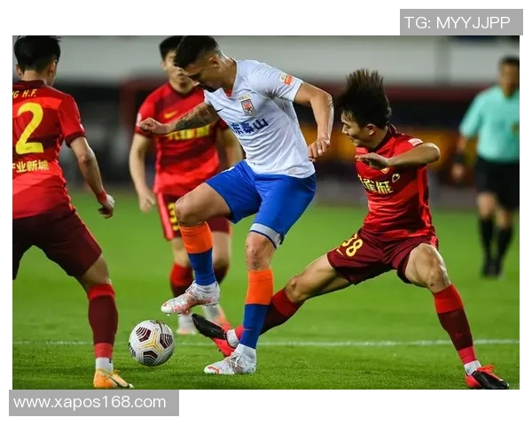 上海足球队强势领跑锦标赛积分榜成功斩获100分展现冠军实力 上海足球队强势领跑锦标赛积分榜成功斩获100分展现冠军实力